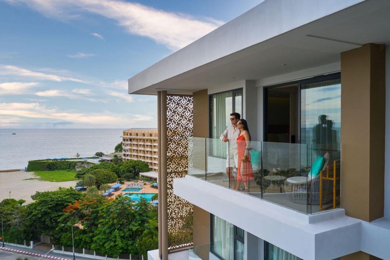 Hotel Amari Pattaya Esterno foto The Bayview Suites