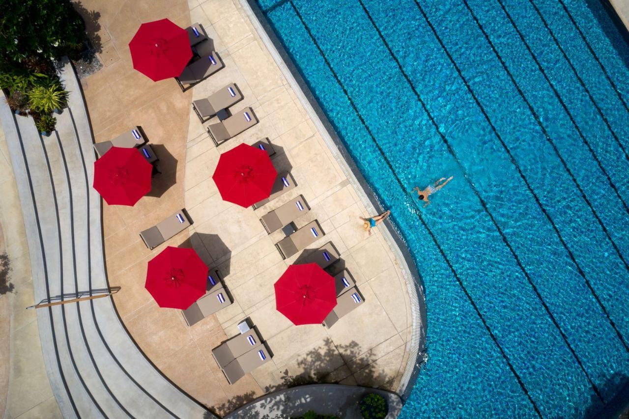 Hotel Amari Pattaya Esterno foto Aerial view of the pool