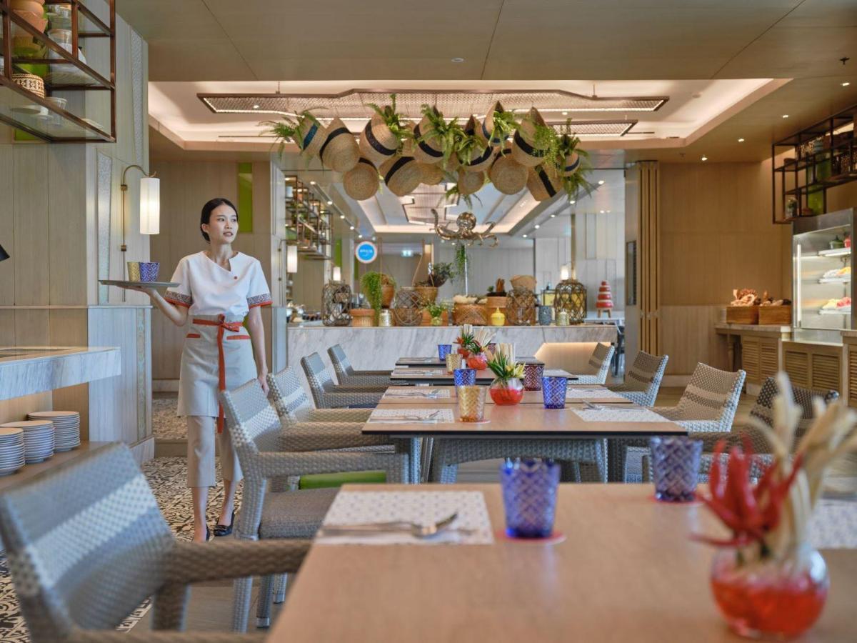 Hotel Amari Pattaya Esterno foto The restaurant