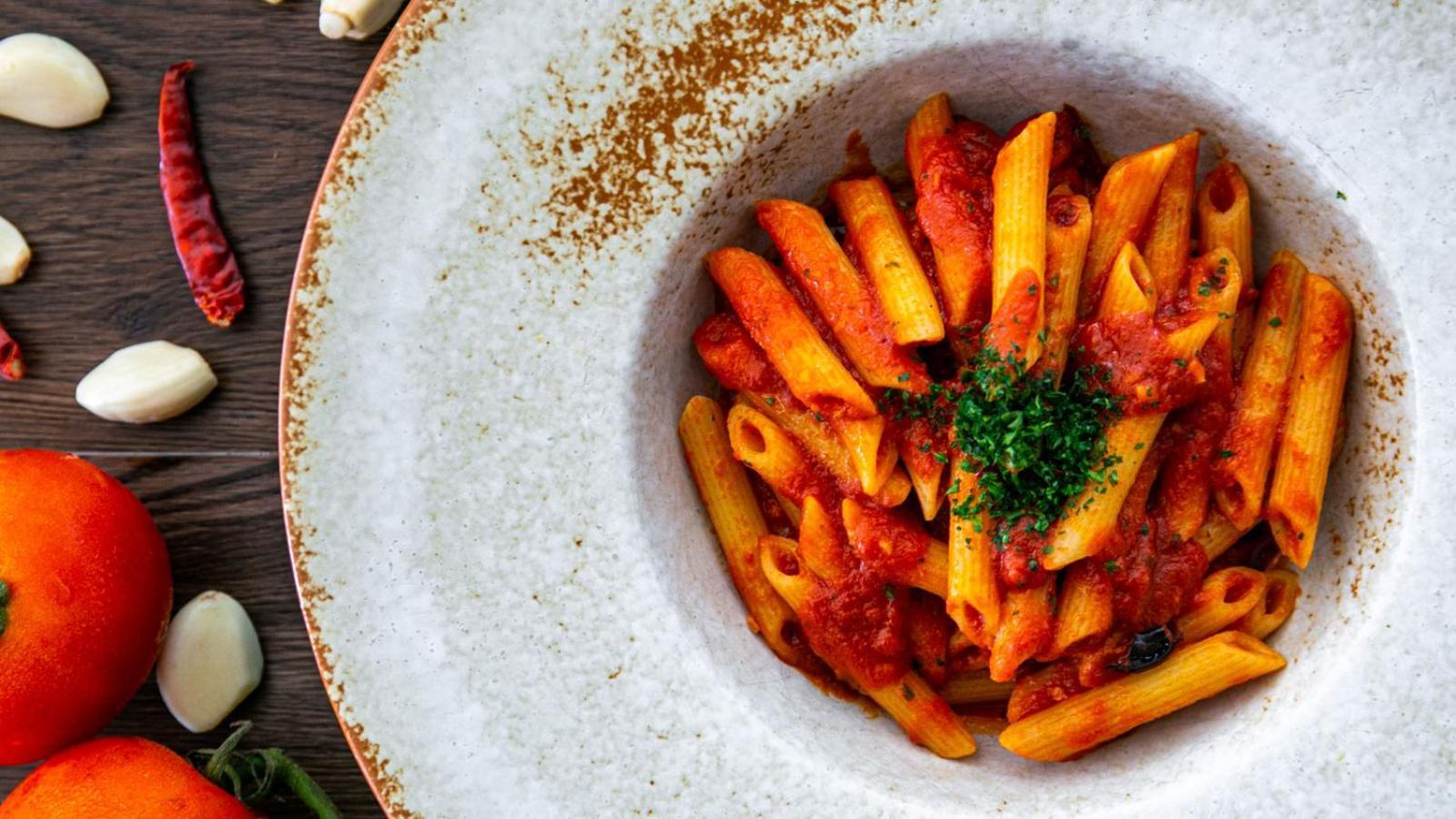 Hotel Amari Pattaya Esterno foto Penne alla vodka