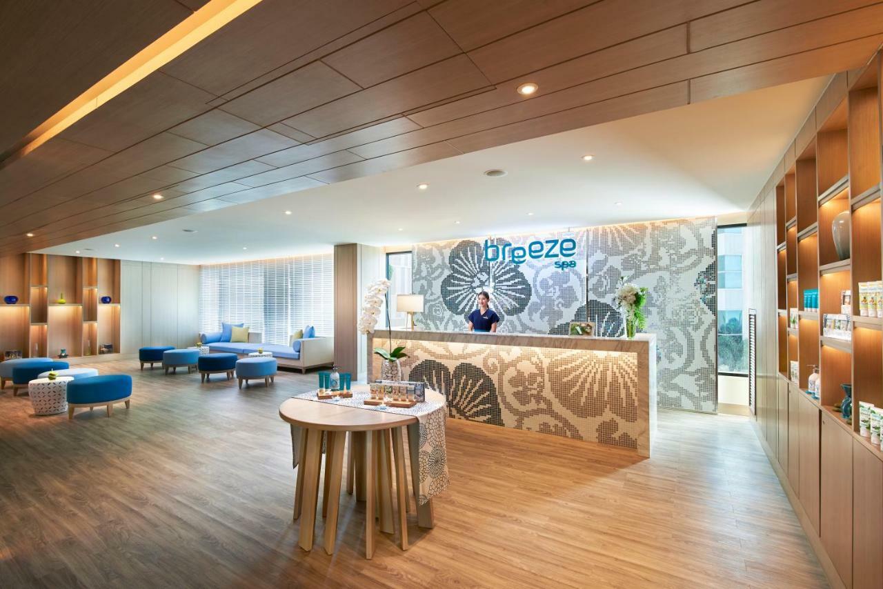 Hotel Amari Pattaya Esterno foto Breeze Spa